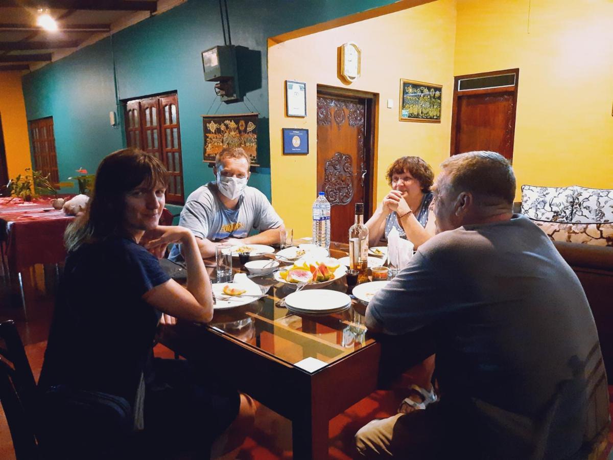 Palitha Homestay Sigiriya Bagian luar foto