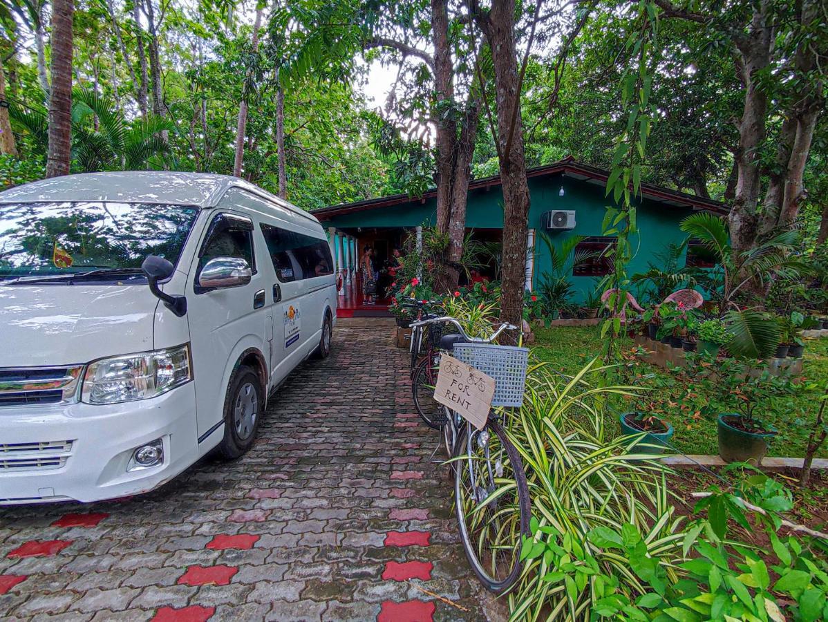 Palitha Homestay Sigiriya Bagian luar foto