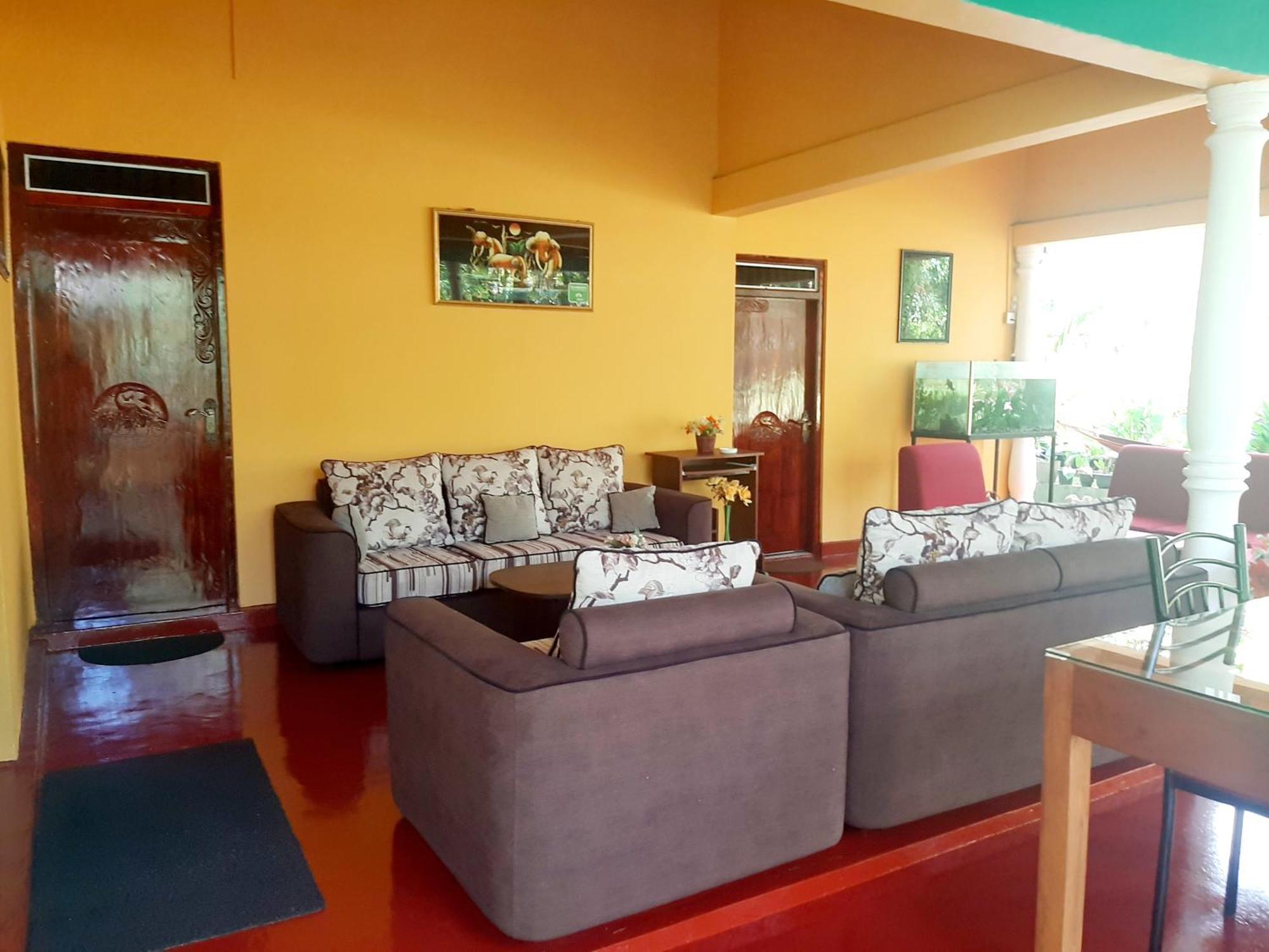 Palitha Homestay Sigiriya Bagian luar foto